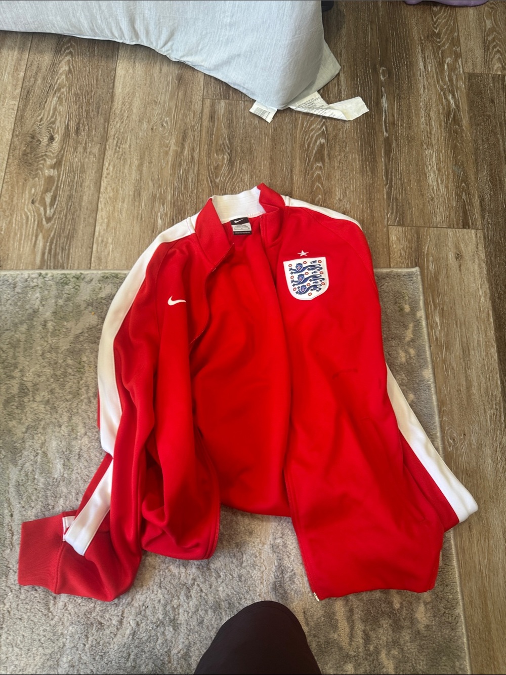 NIKE England N98 Full Zip-589856-600-Size L Soccer